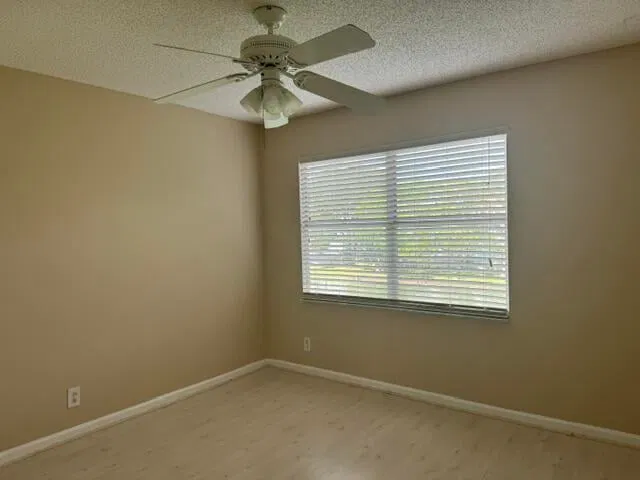 Unit 4 photo 27