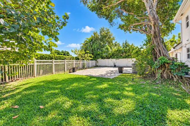 Residence photo 13