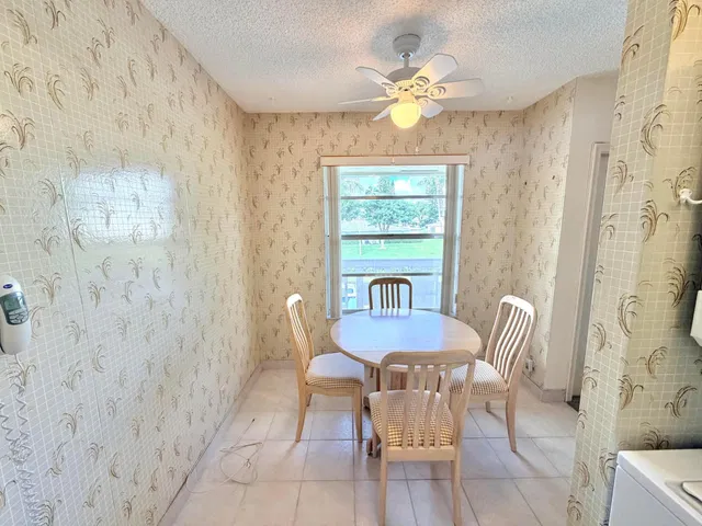 Unit 203 photo 2