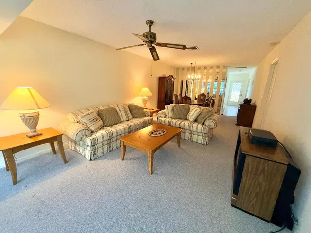 Unit 203 photo 7