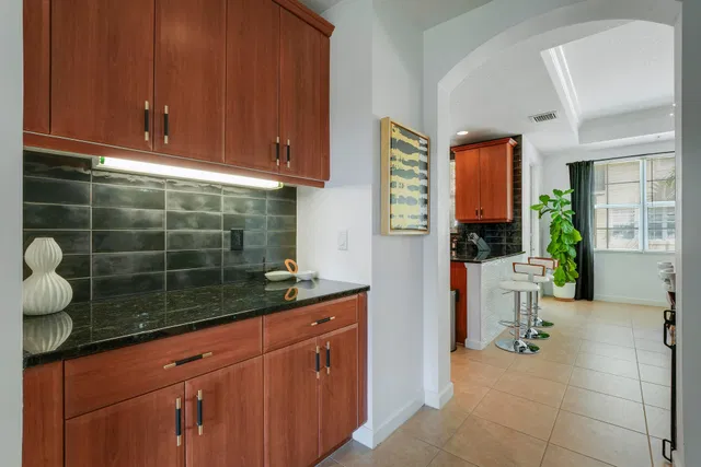 Residence photo 14