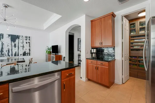 Residence photo 20