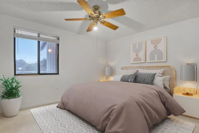 Unit 203 photo 11