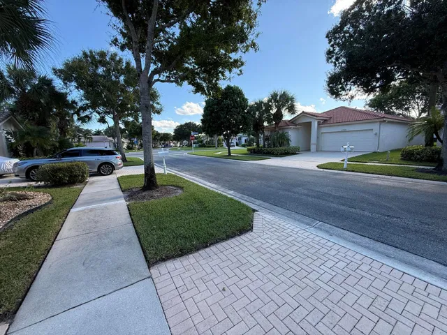  Residence photo 4