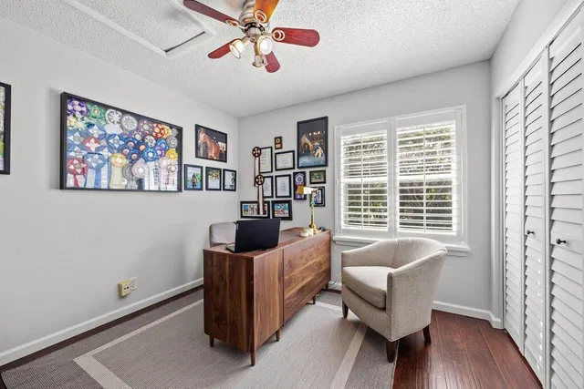  Residence photo 20