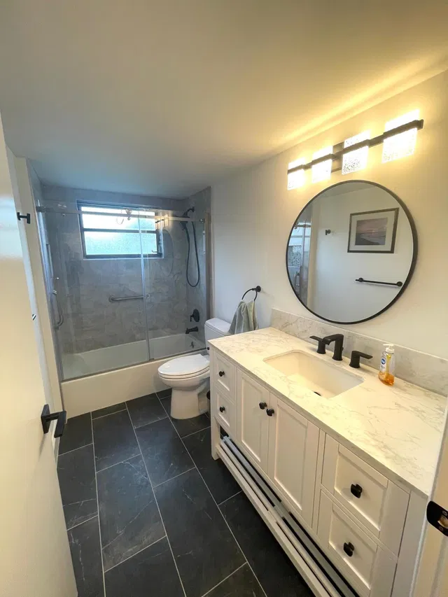 Unit 301 photo 19