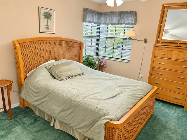  Unit F photo 20