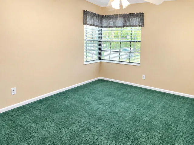  Unit F photo 21