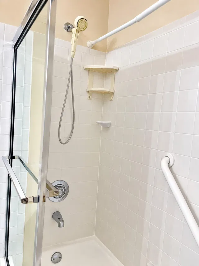  Unit F photo 25