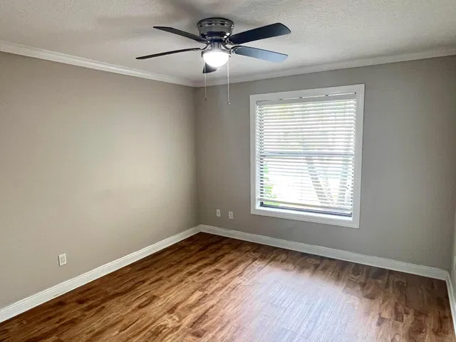 Residence photo 15