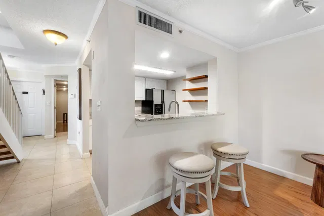 Unit 108 photo 12