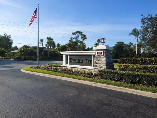  Residence photo 8