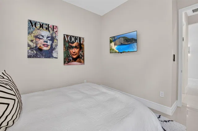  Residence photo 50