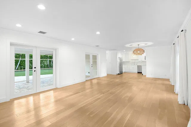  Residence photo 11