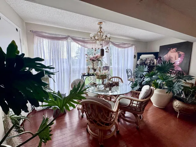  Unit 203 photo 9