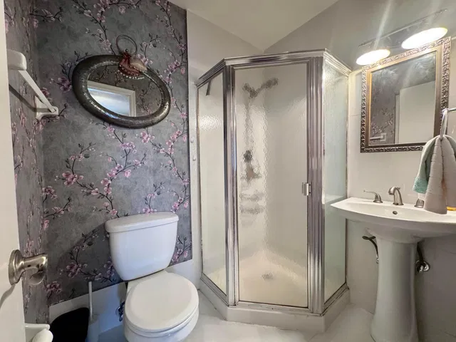  Unit 203 photo 35