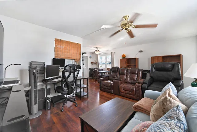  Residence photo 5