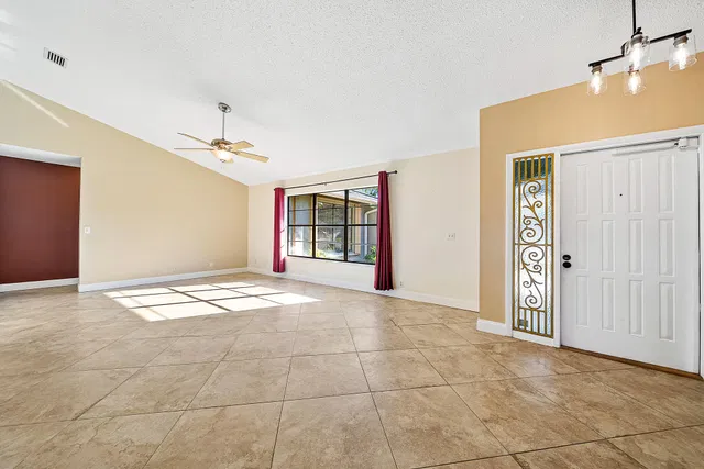 Residence photo 7