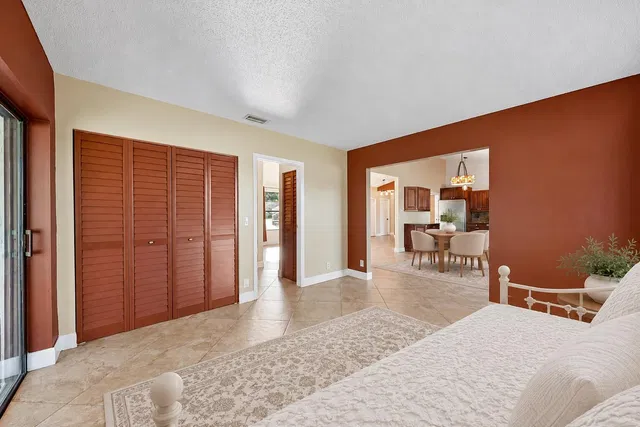 Residence photo 35