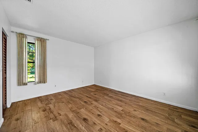 Residence photo 38