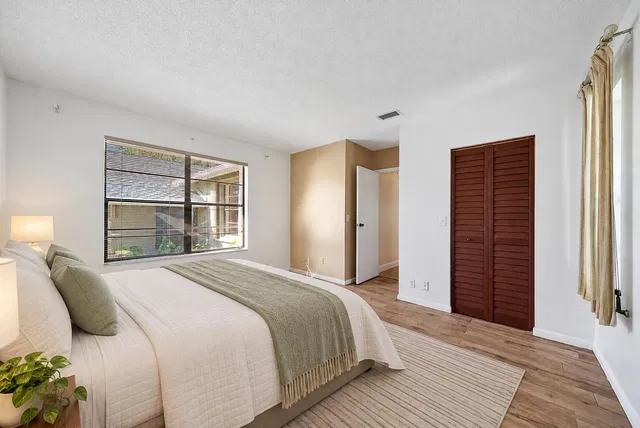 Residence photo 41