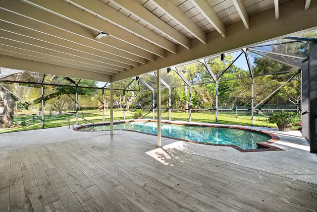 Residence photo 50