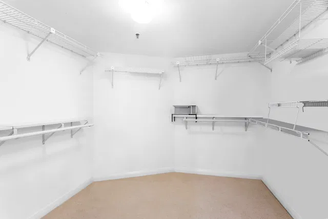 Unit 454 photo 19