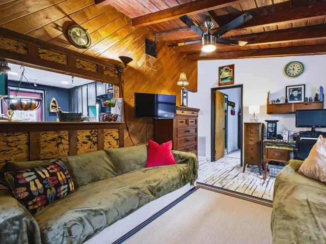 Residence photo 11