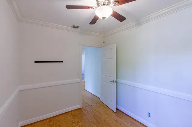 Residence photo 12