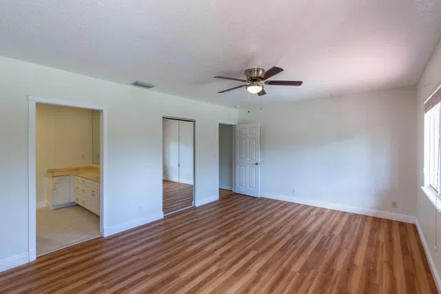 Residence photo 14