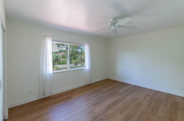 Residence photo 21