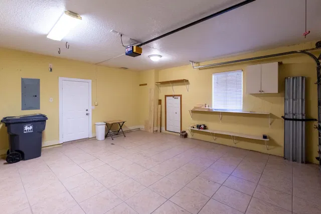 Residence photo 32