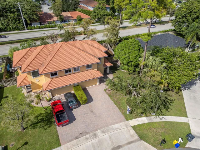 Residence photo 33