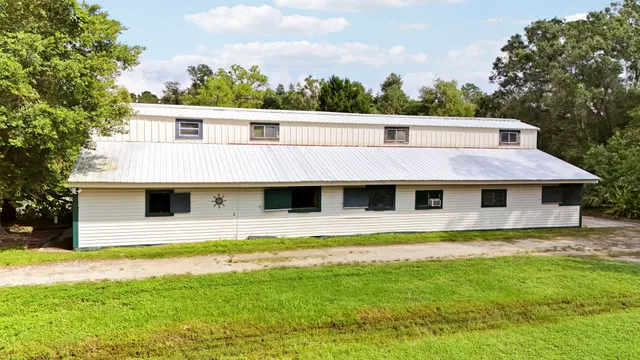 Residence photo 19