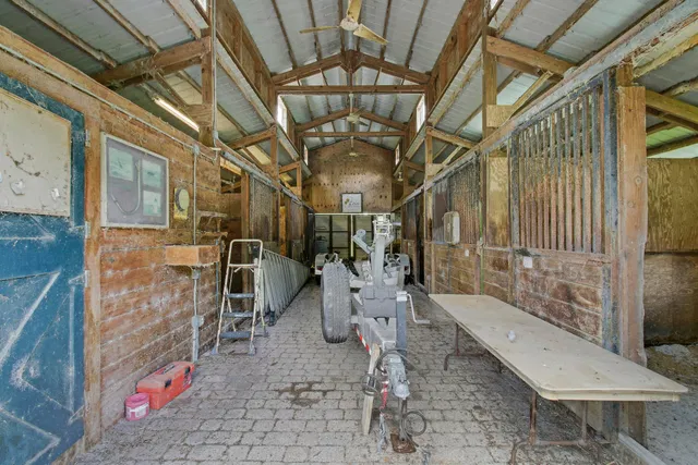 Residence photo 26