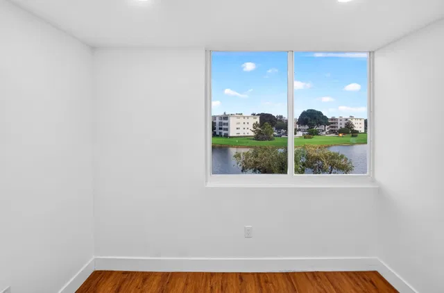 Residence photo 29