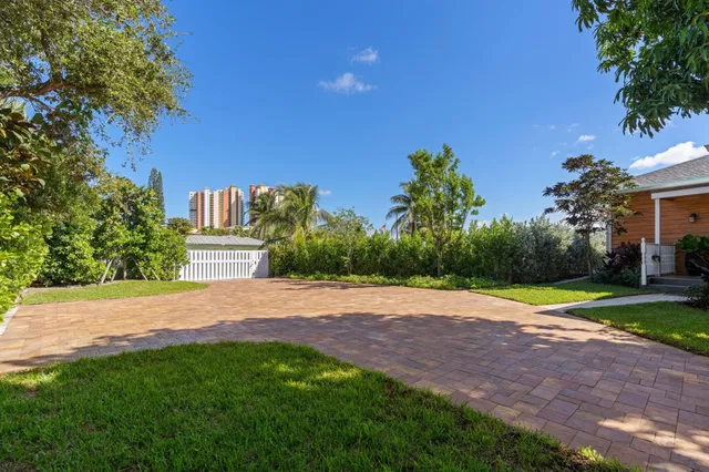Residence photo 29