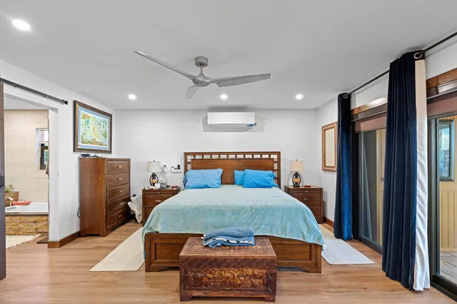Residence photo 12