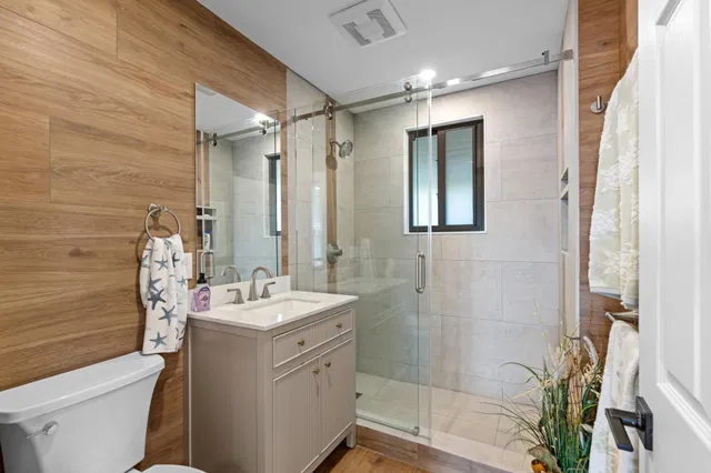 Residence photo 17