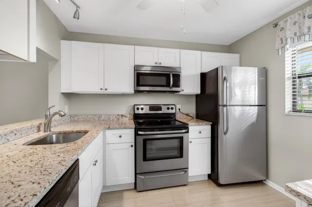 Unit 205 photo 2