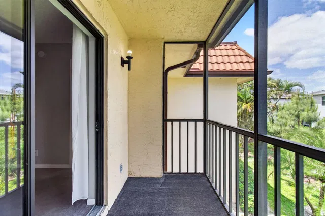 Unit 205 photo 26
