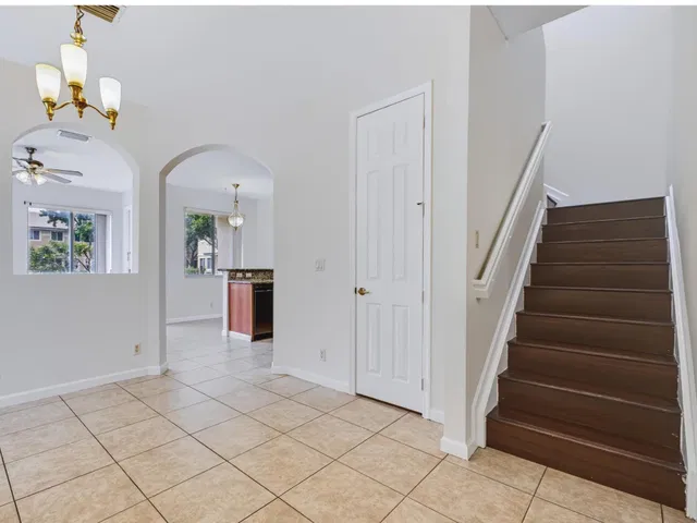 Residence photo 20