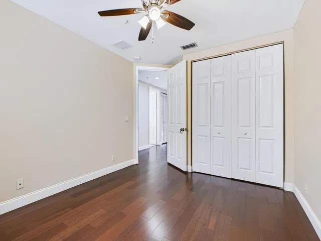 Residence photo 26