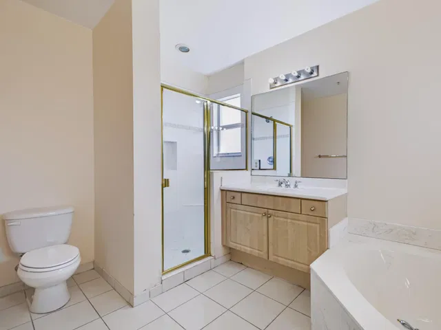 Residence photo 33