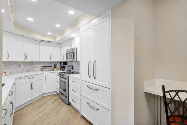 Mizner Court Unit 414 photo 12