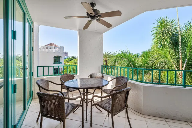 Mizner Court Unit 414 photo 26