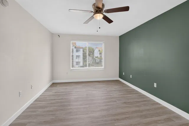  Unit 213 photo 18