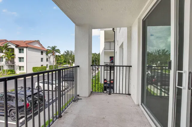  Unit 213 photo 28