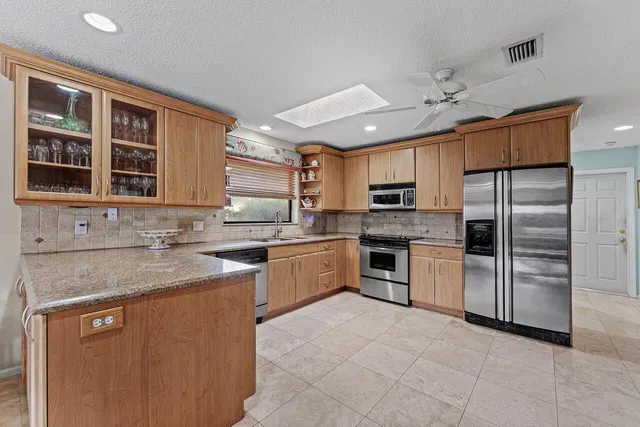  Residence photo 18