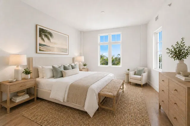 Unit 2104 photo 6